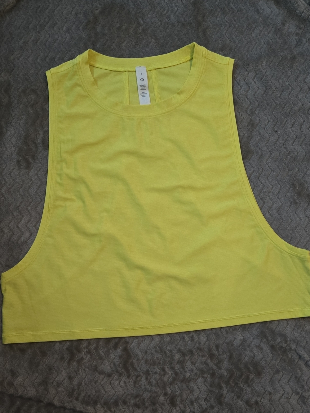 Lululemon Crop Tank Size 6 Yellow